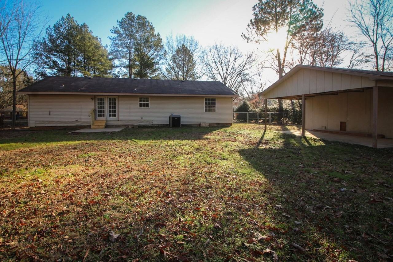 1603 Avenue 3 Ne - Photo 3 of 15