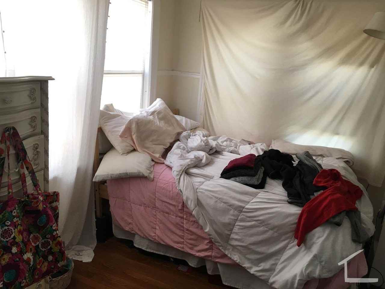 62 Brock St - Photo 4 of 31