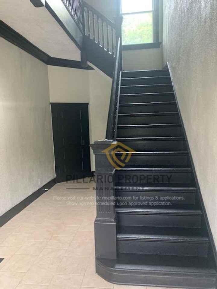 815 SE 6th St. - Photo 2 of 16