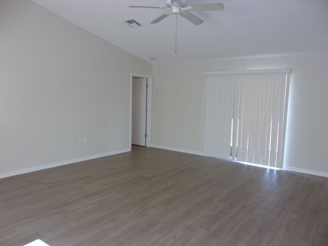 4495 Abagail Dr - Photo 7 of 8