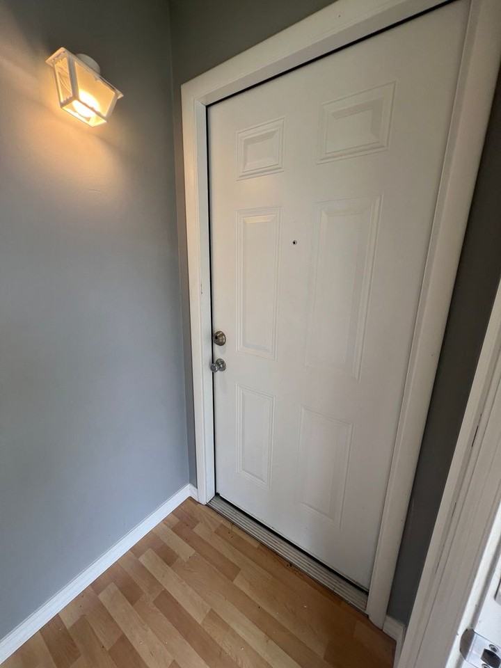 2305 N Prospect Ave - Photo 4 of 11