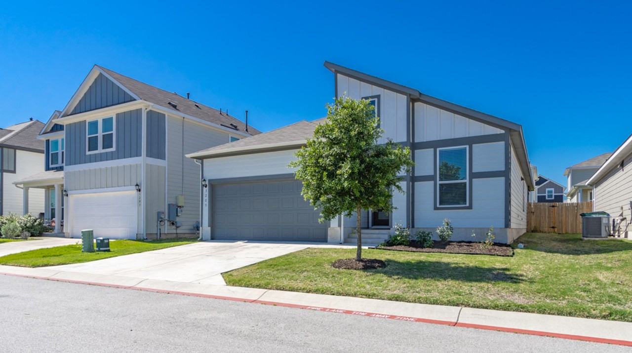 3205 Beryl Woods Ln - Photo 3 of 28