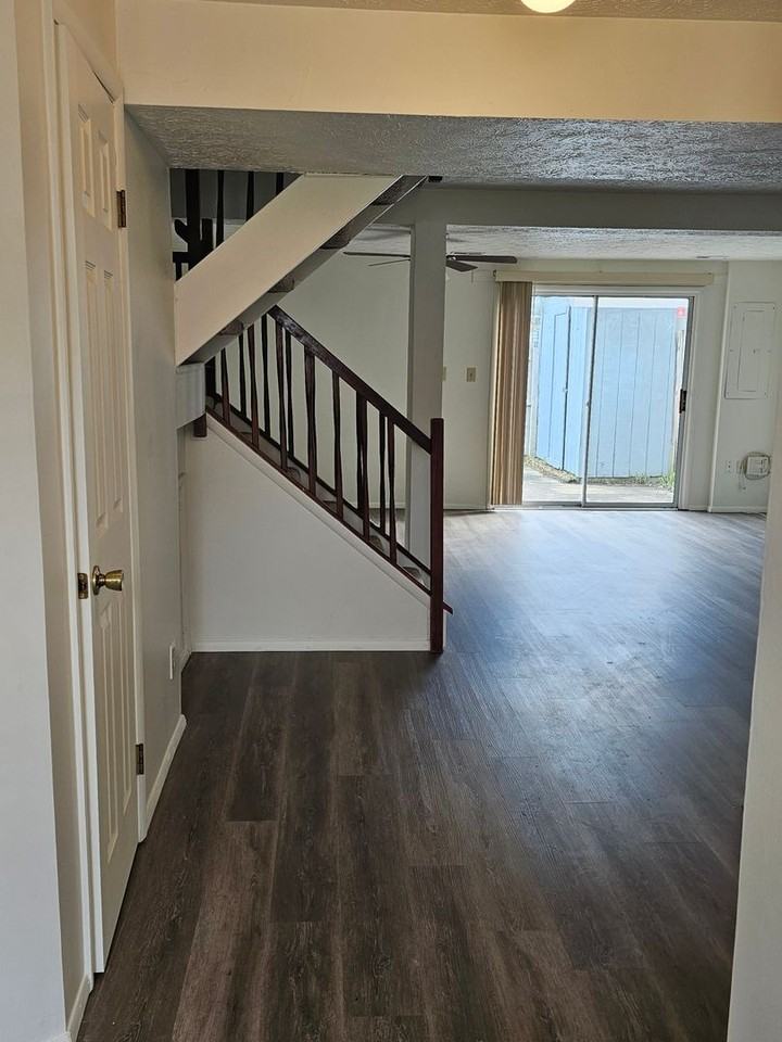 1337 Vanasse Ct - Photo 2 of 29