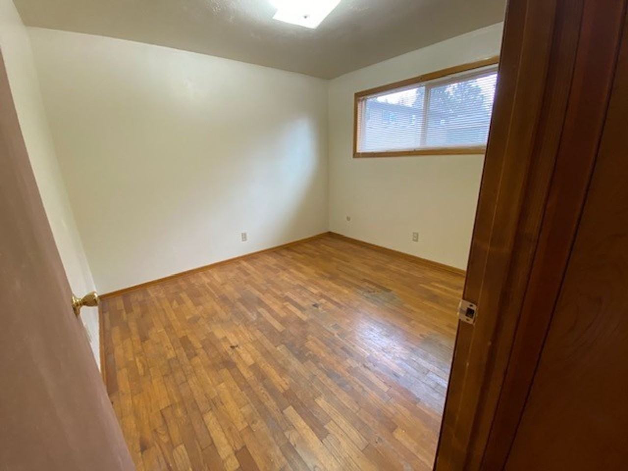 1530 Nw 10th St - Photo 5 of 7