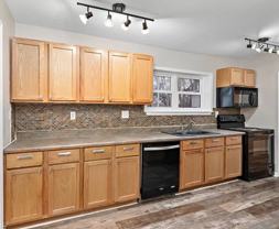 3821 N Michigan Ave - Photo 1 of 1