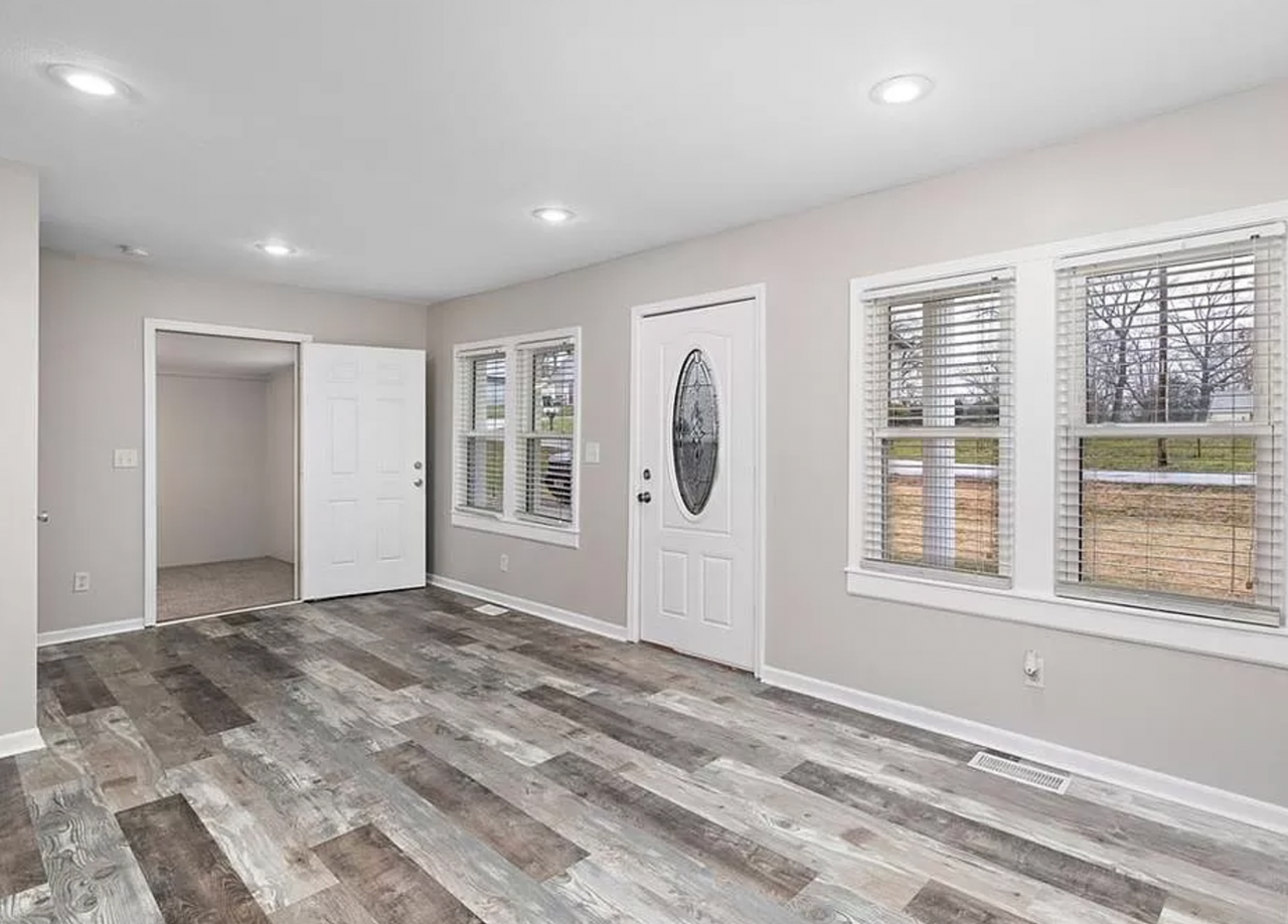 3821 N Michigan Ave - Photo 6 of 20