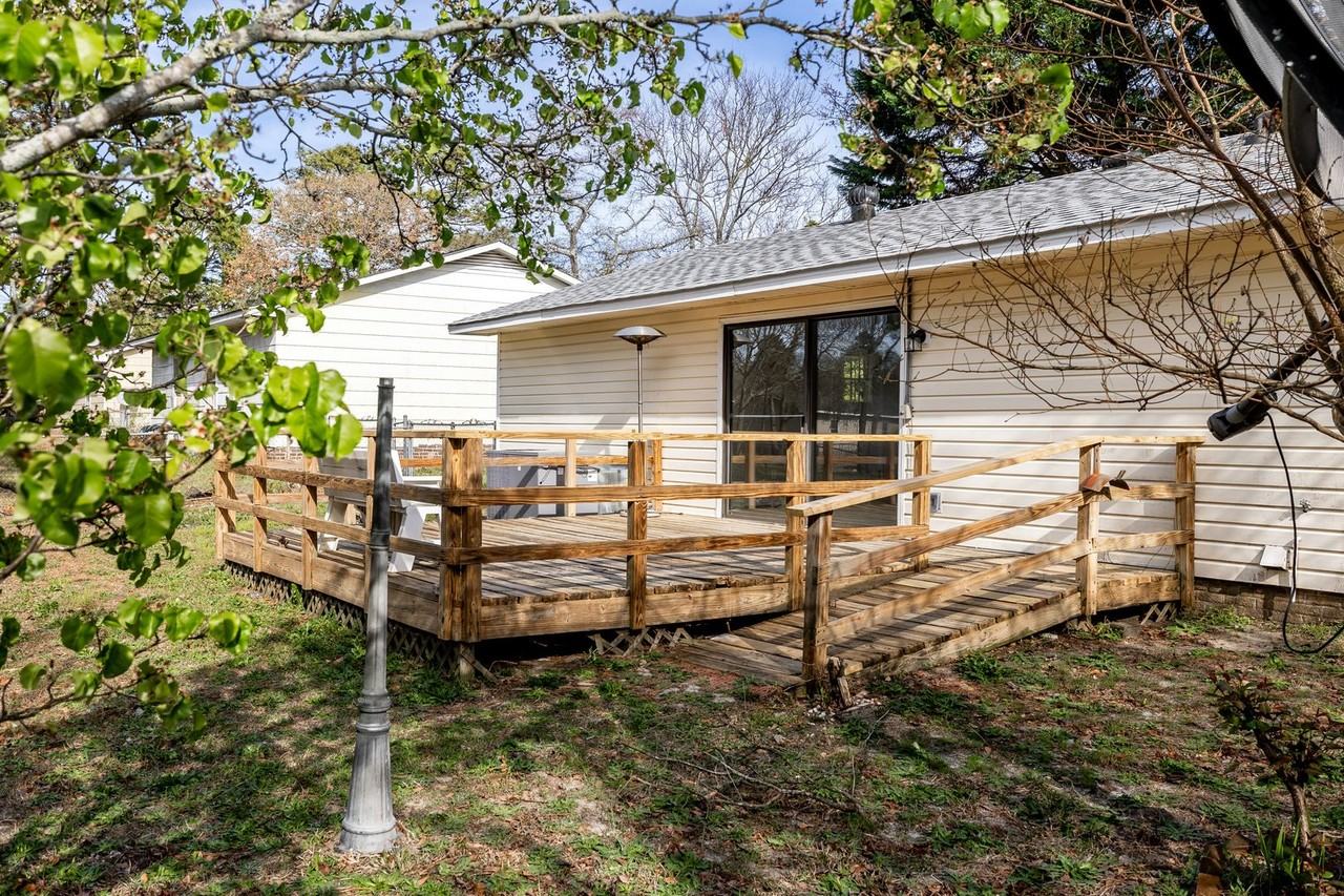 3636 Metric Dr - Photo 3 of 24