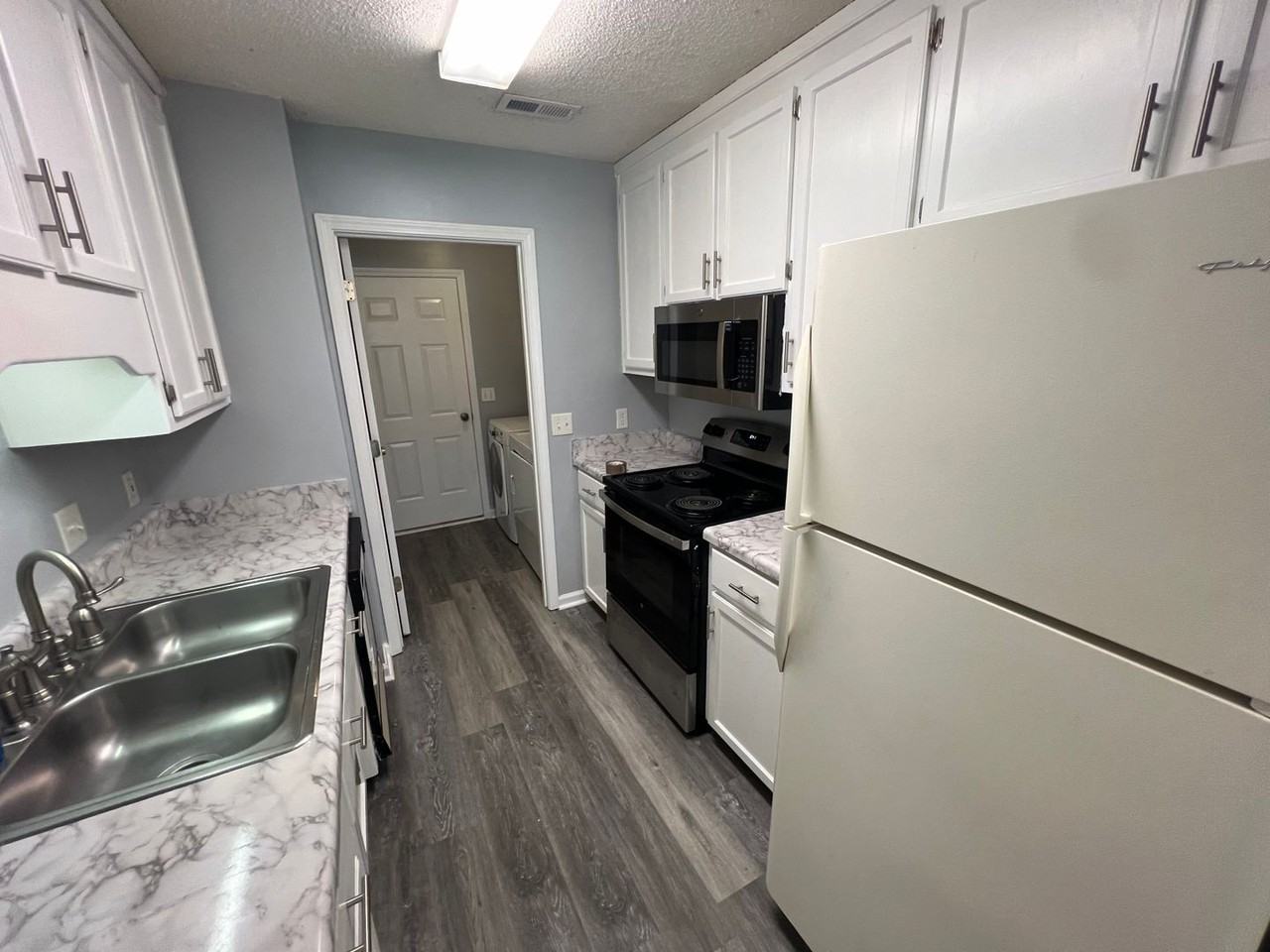 3153 Achey Dr - Photo 3 of 17