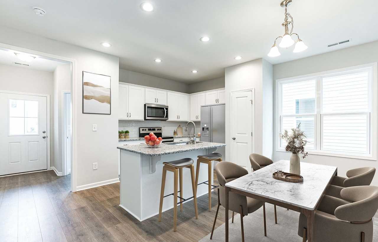 250 Sandstone St - Photo 2 of 11