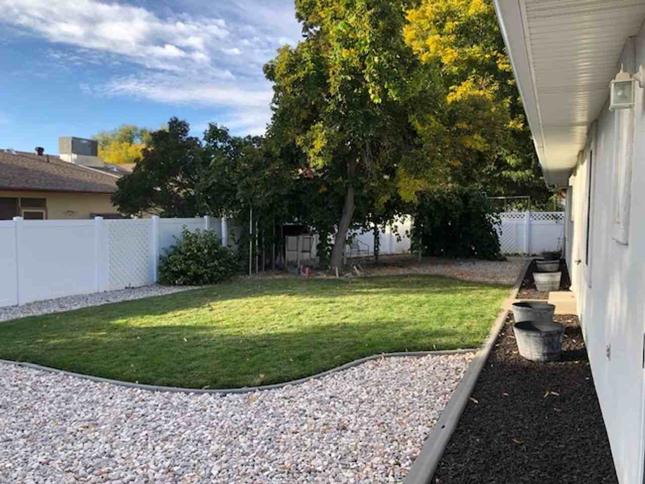 721 Ponderosa Dr - Photo 2 of 16