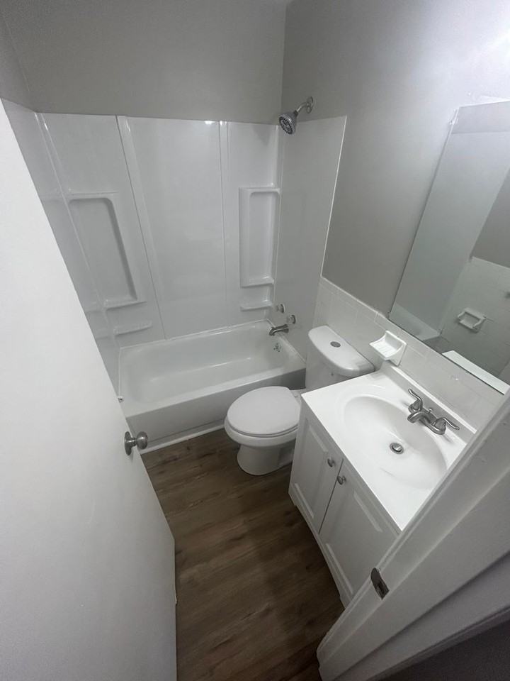 230 Horseshoe Ct - Photo 5 of 9