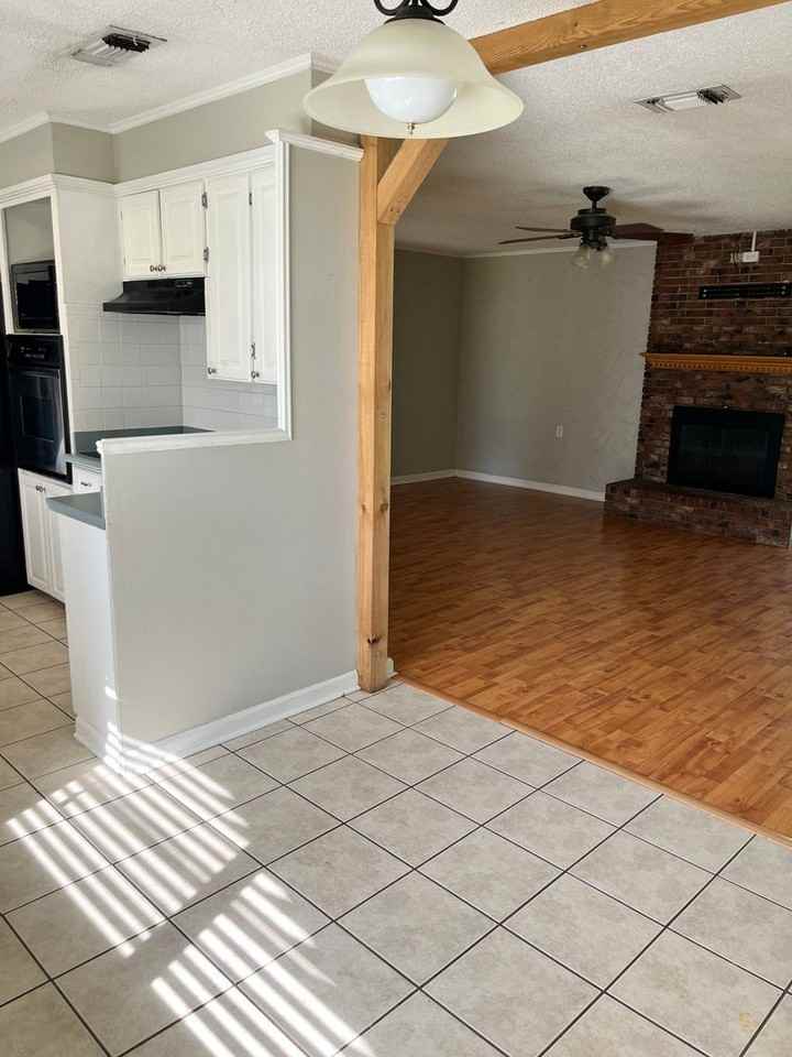 10 Morning Dr - Photo 3 of 12