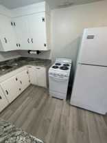 1705 1/2 N Wood Ave - Photo 1 of 1