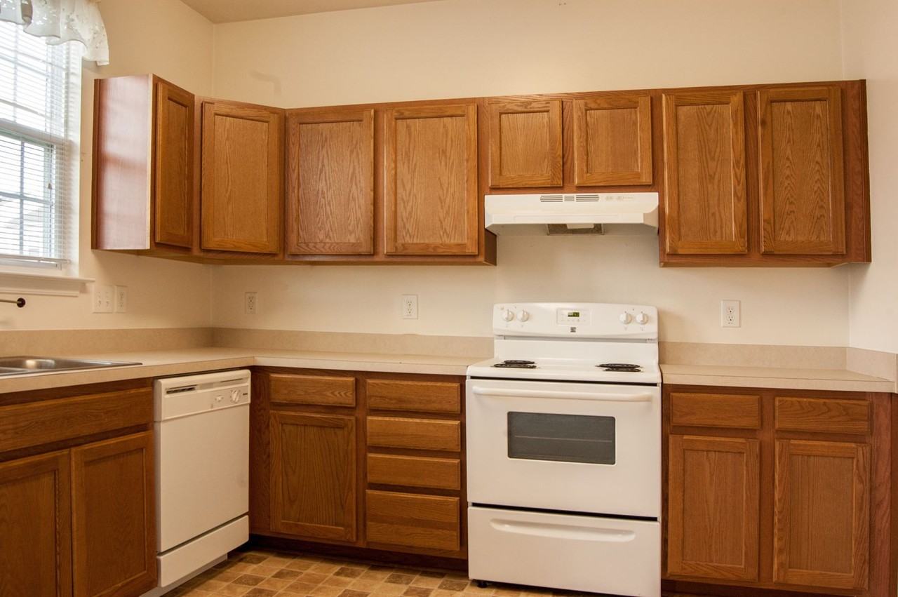 1447 Talley Circle - Photo 4 of 18