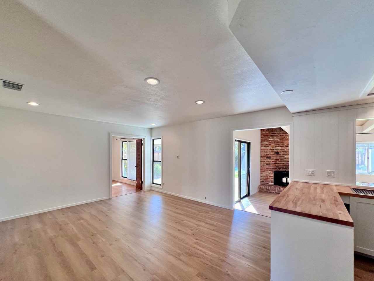 3912 Las Pasas Way - Photo 3 of 22