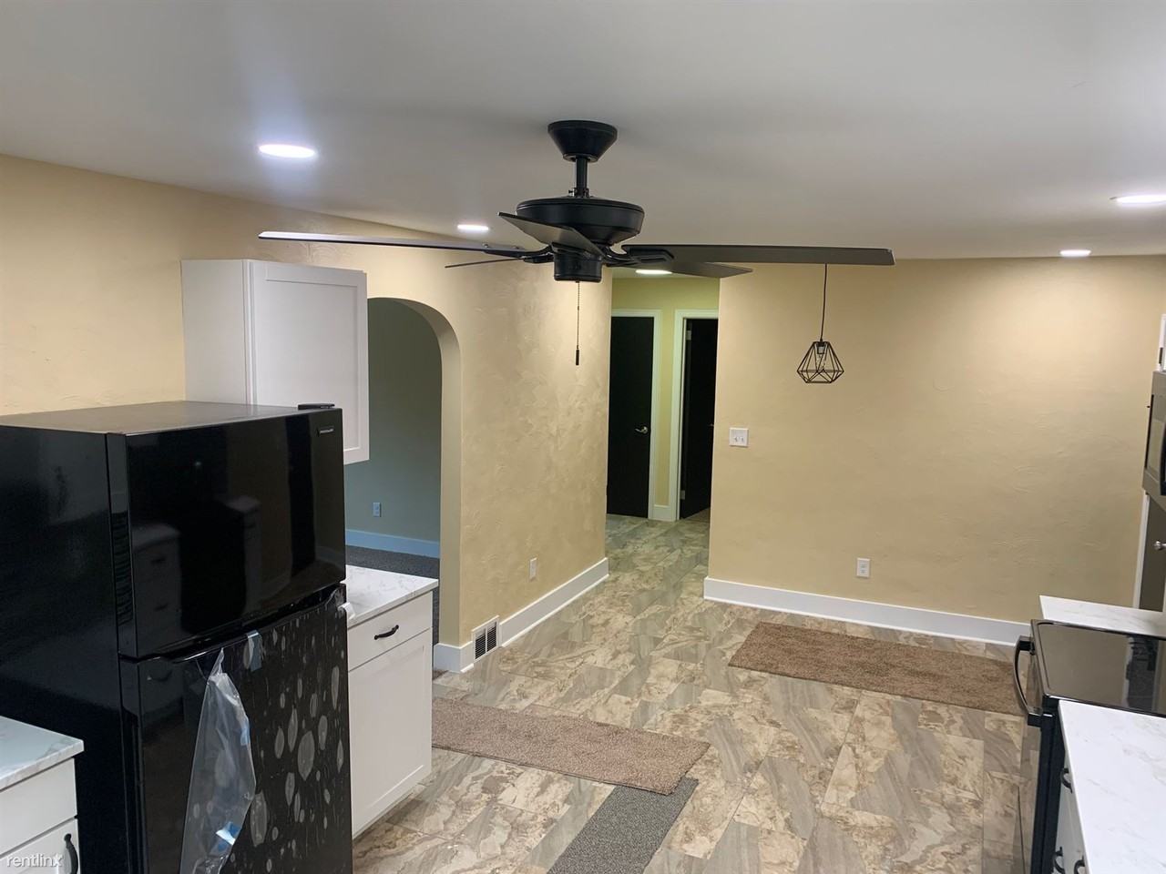 6832 Verona Rd - Photo 3 of 10