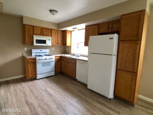 283 Bartley Ave - Photo 2 of 8