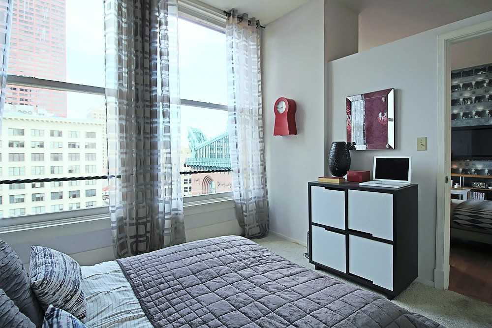 343 S Dearborn St #2-2 - Photo 7 of 19