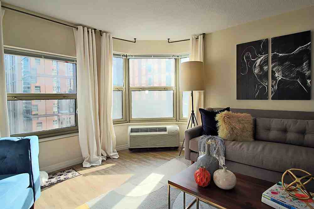 8 W Chestnut St - Photo 5 of 14