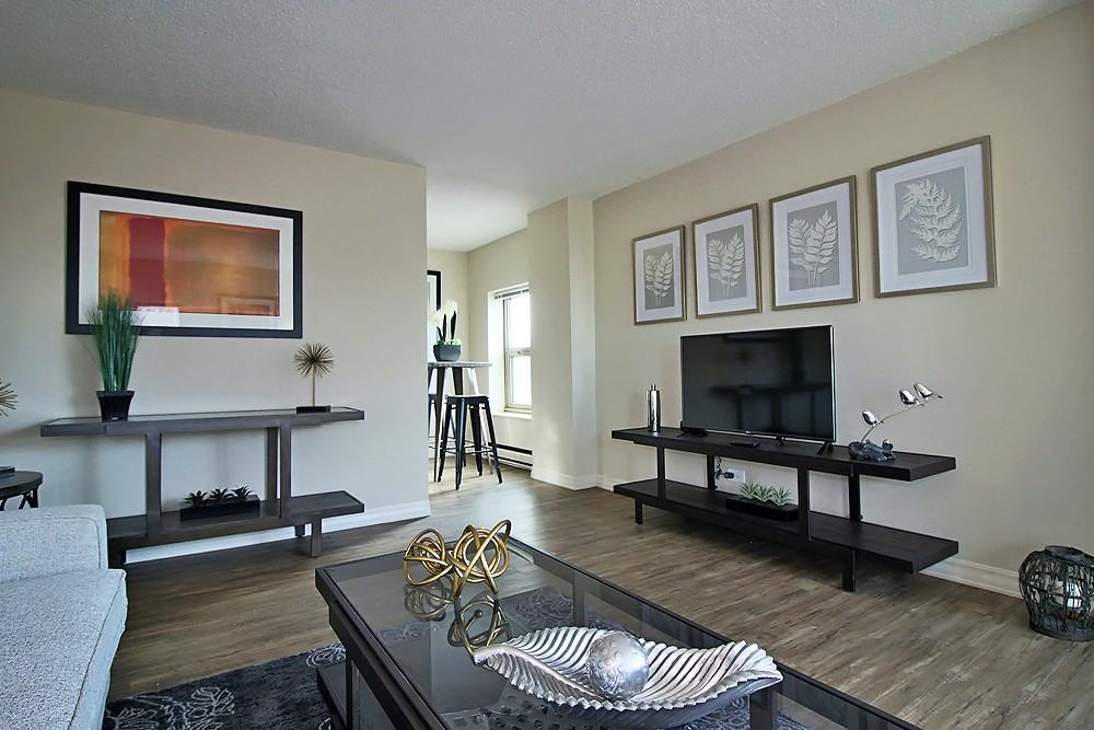 8 W Chestnut St #2-1-5 - Photo 2 of 19