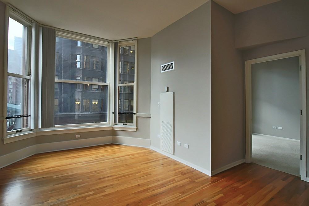 343 S Dearborn St #2-2-5 - Photo 2 of 23