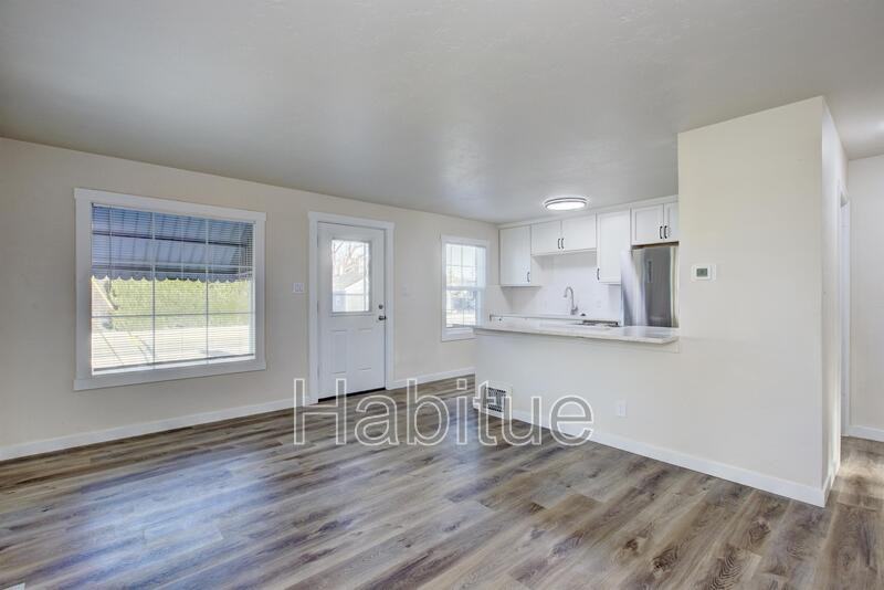 1000 N 27th St - Photo 7 of 14