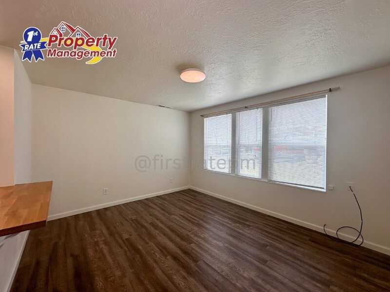 3108 1/2 N 28th St - Photo 7 of 23