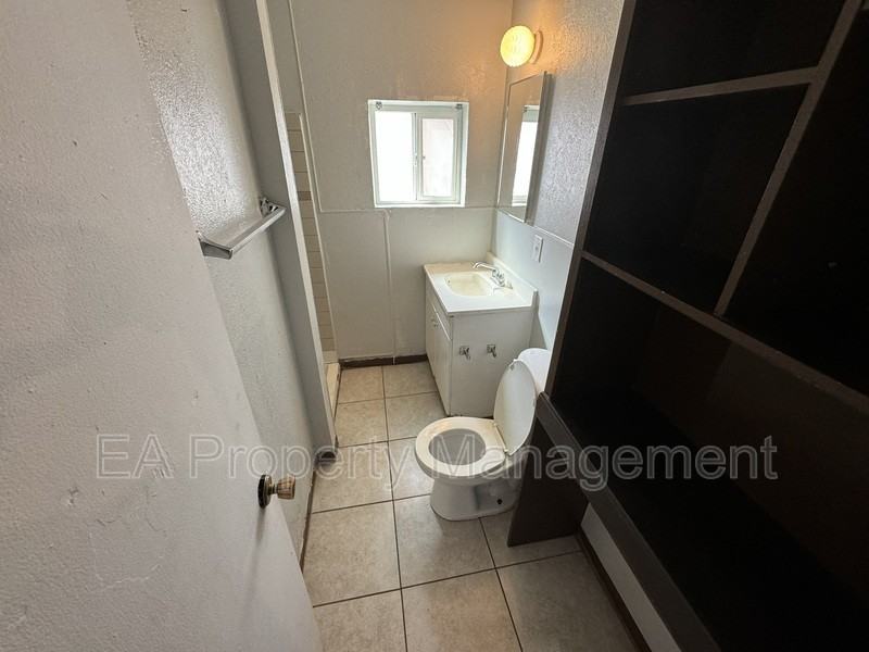 117 40th St Nw #2 - Photo 5 of 6