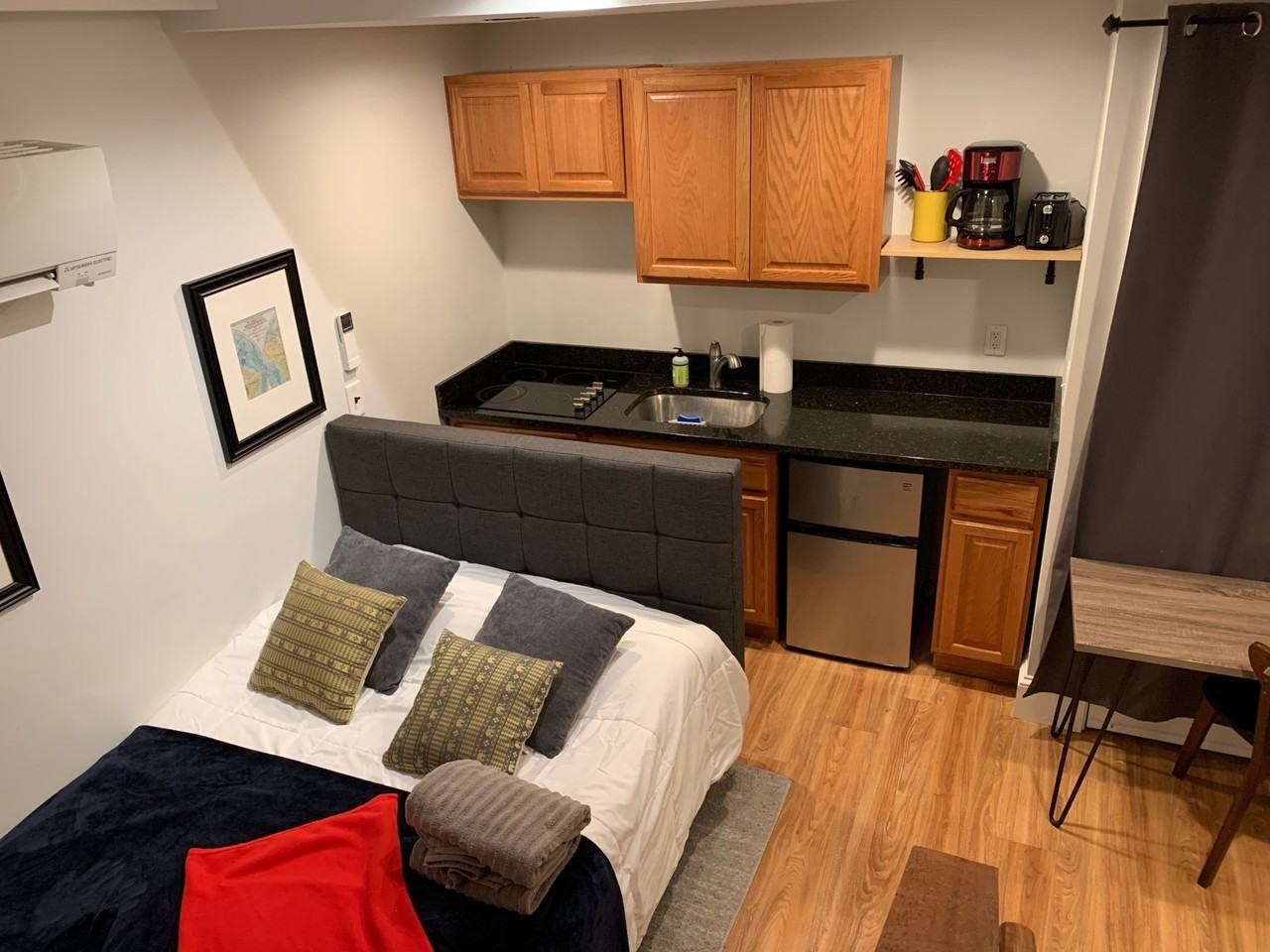 23 Moon St #1S - Photo 2 of 14