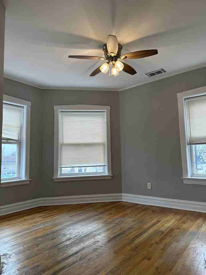 6116 Roosevelt Rd - Photo 2 of 5