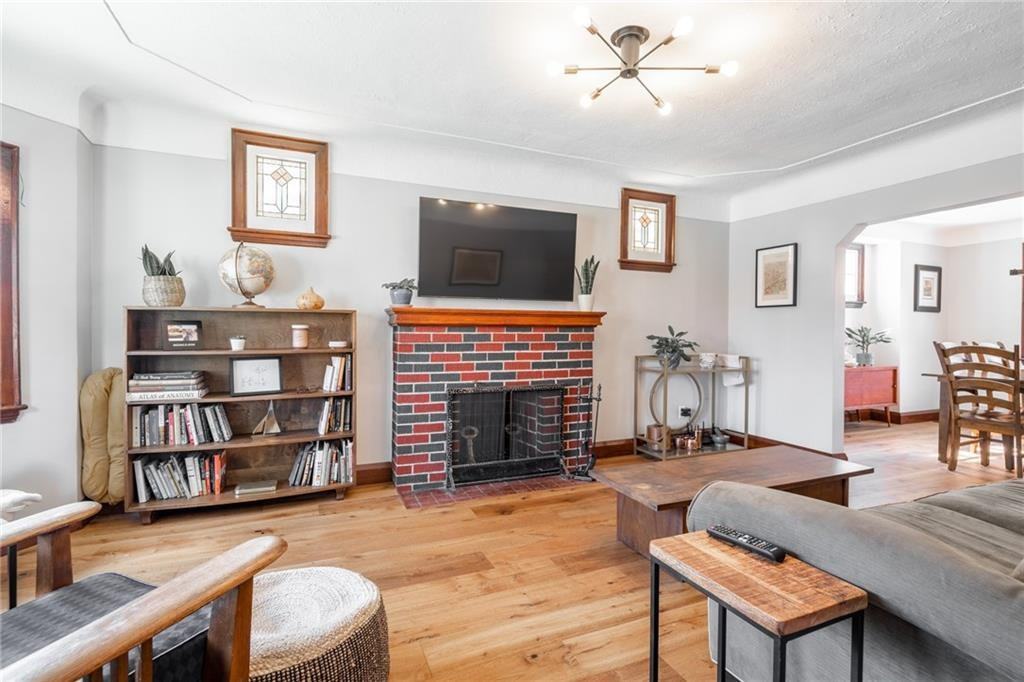52 Delaware Avenue - Photo 3 of 12