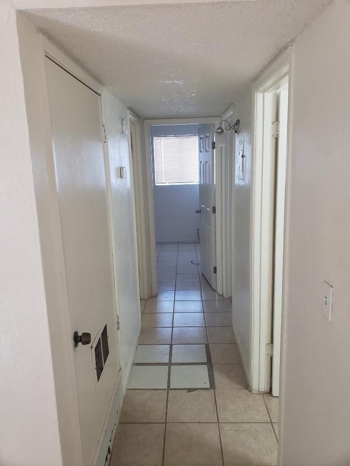 401 N D St #5 - Photo 5 of 13