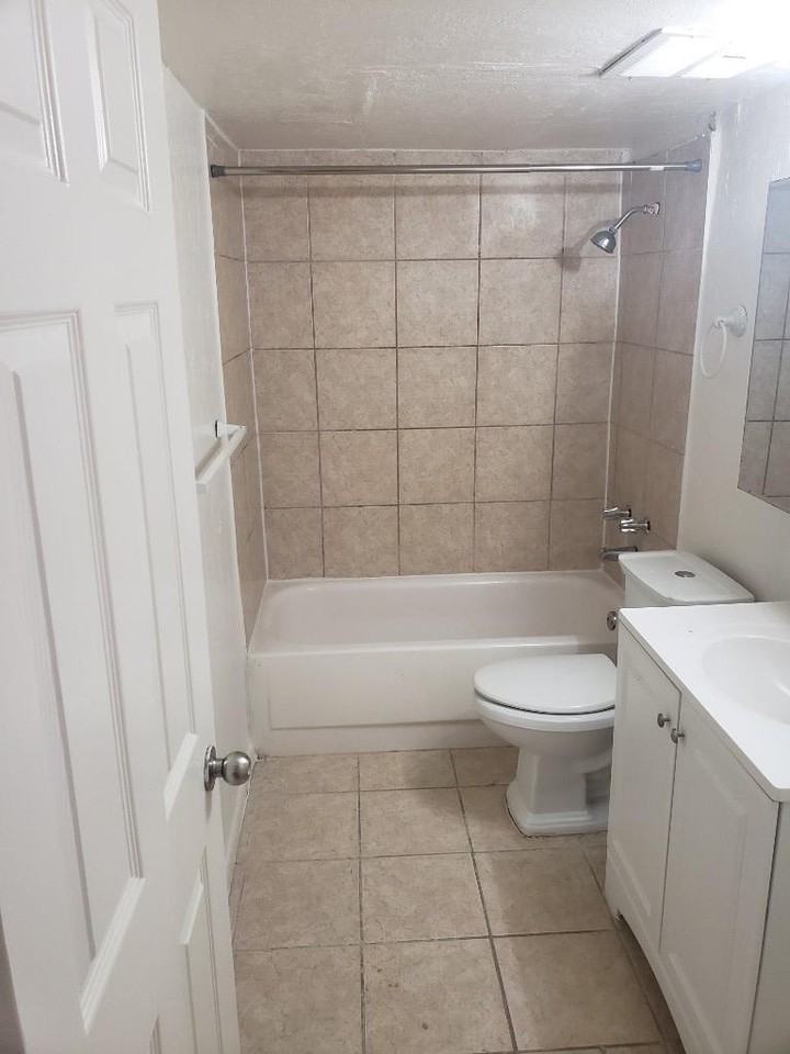 401 N D St #5 - Photo 6 of 13