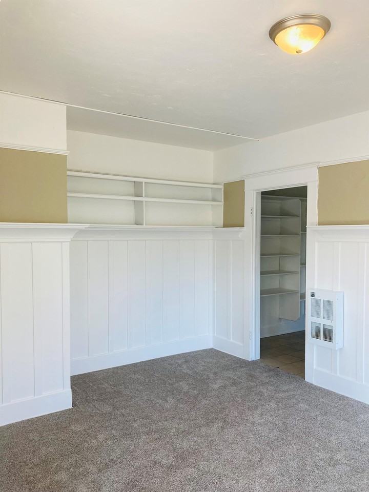 902 Washington Avenue - 1Sinclair Apartments #1 - Photo 3 of 32