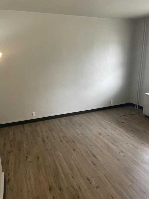 16 Aurilles Street - Photo 3 of 7