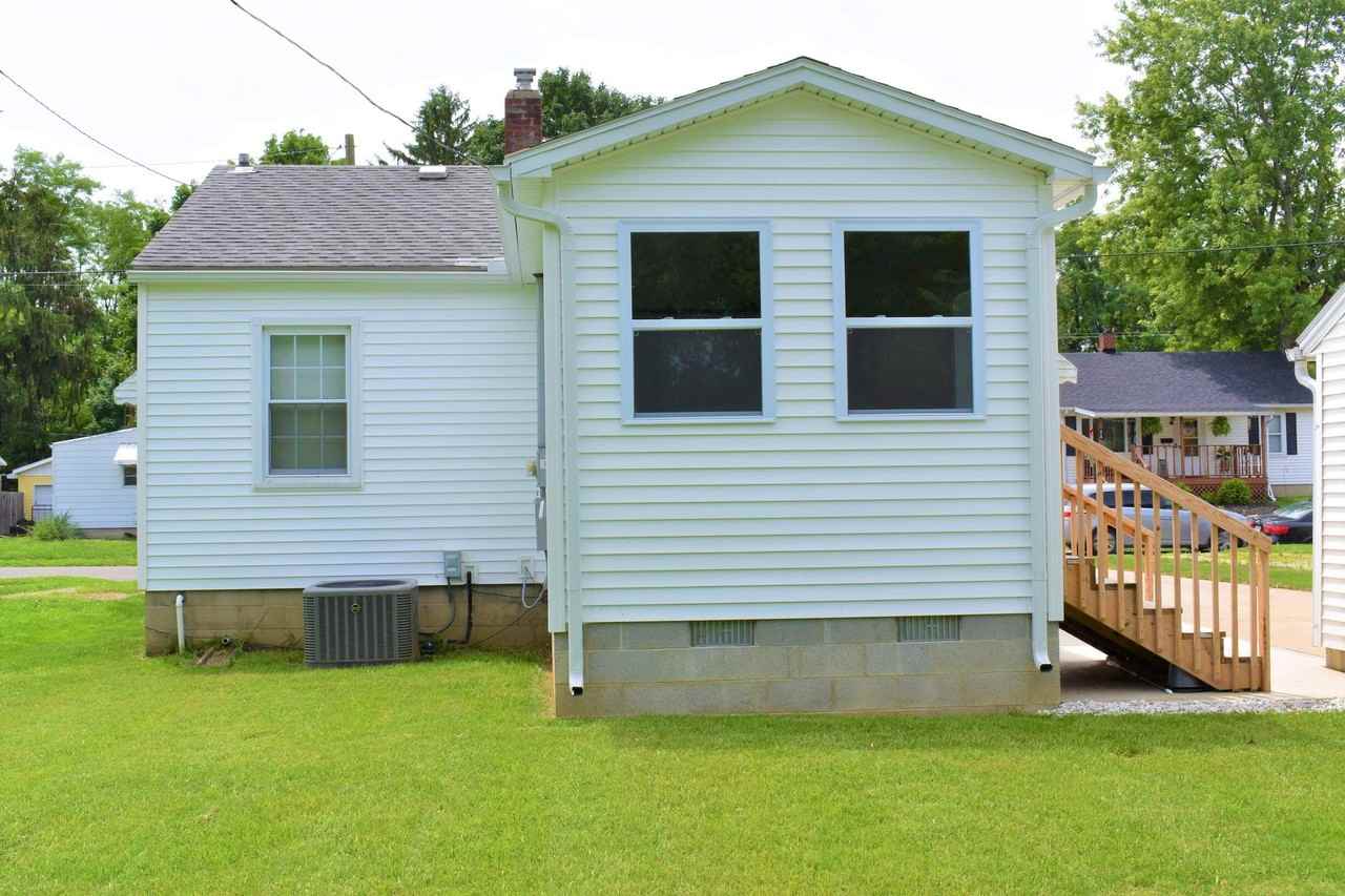 315 Washington Ave - Photo 2 of 25