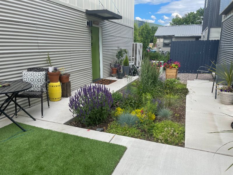 512 W Bickford St - Photo 2 of 13