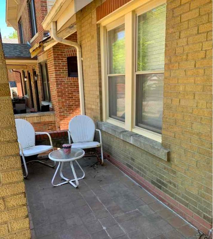 1256 Moorlands Dr #1NORTH - Photo 2 of 10