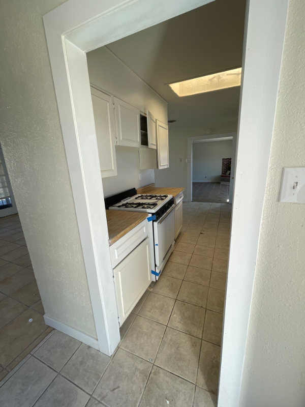 3405 Olympic Ave #1 - Photo 2 of 38