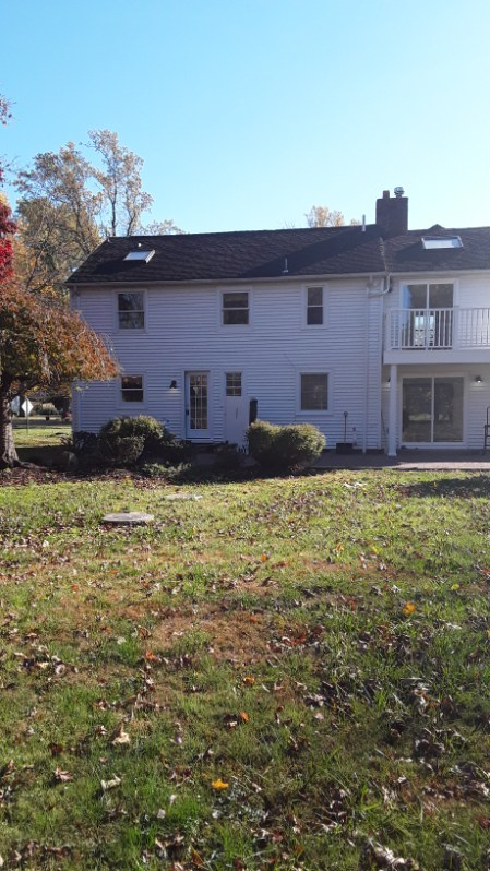 323 Tollgate Rd - Photo 2 of 36