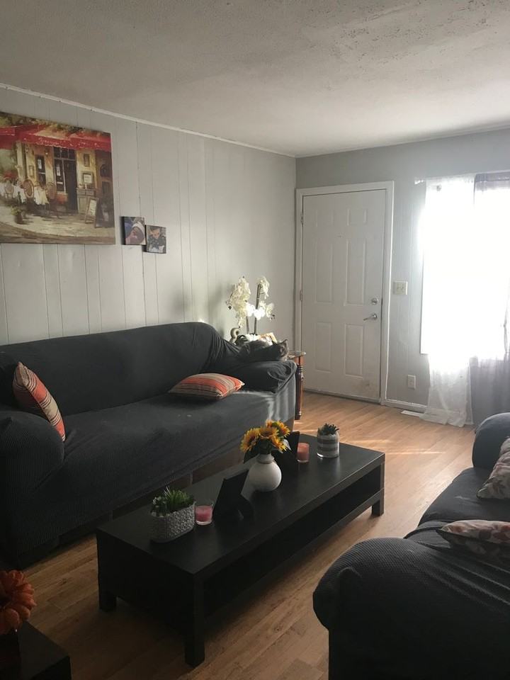 2 BR Duplex Move in ready 10/1/2022 - Photo 3 of 12