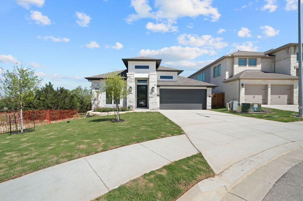 3080 Highclere Park - Photo 2 of 26