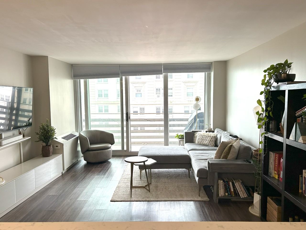 5601 N Sheridan Rd #20B - Photo 5 of 17