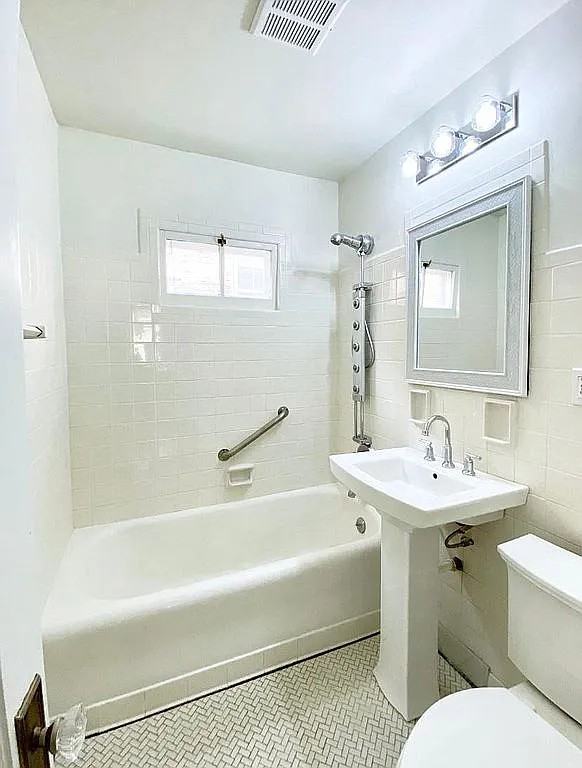 3561 N Murray Ave #1stFL - Photo 3 of 30