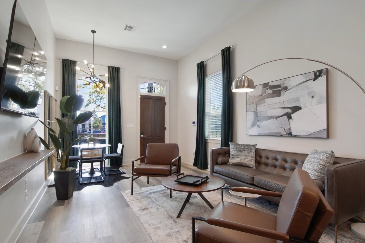 1812 Elysian Fields Ave #NA - Photo 2 of 9