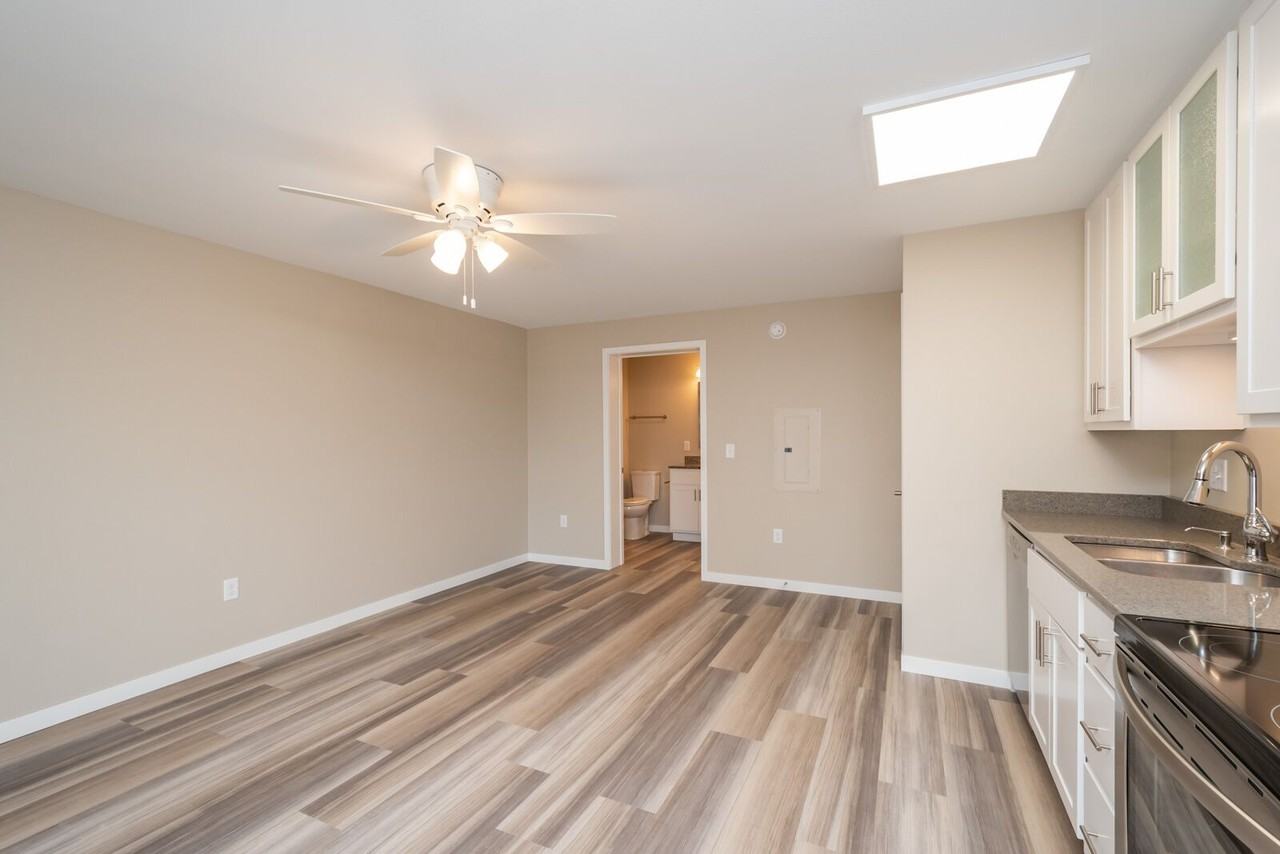 199 6th St #23 - Photo 4 of 13