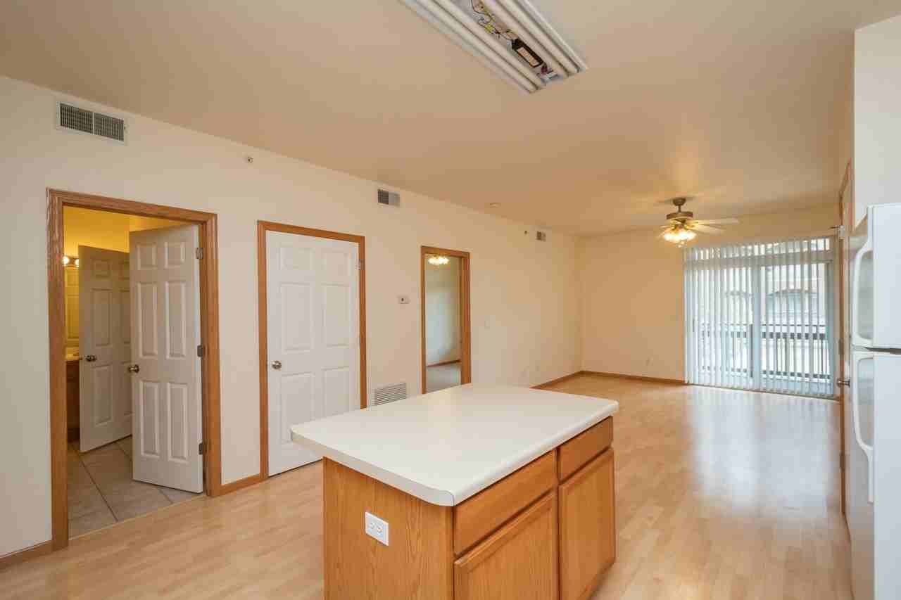 29 Redtail Bnd #9 - Photo 4 of 18