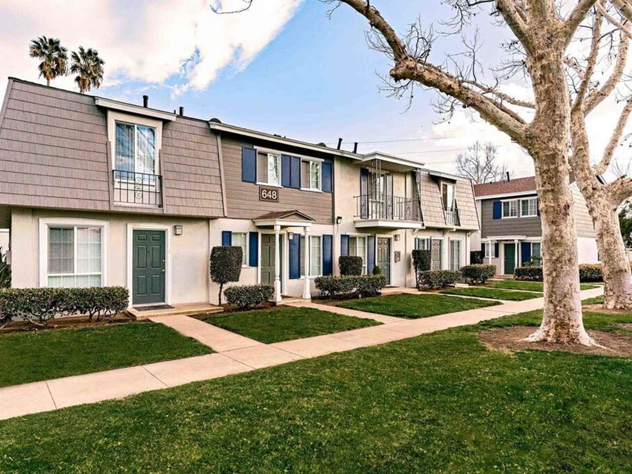 624 S Glendora Ave #903A - Photo 2 of 18