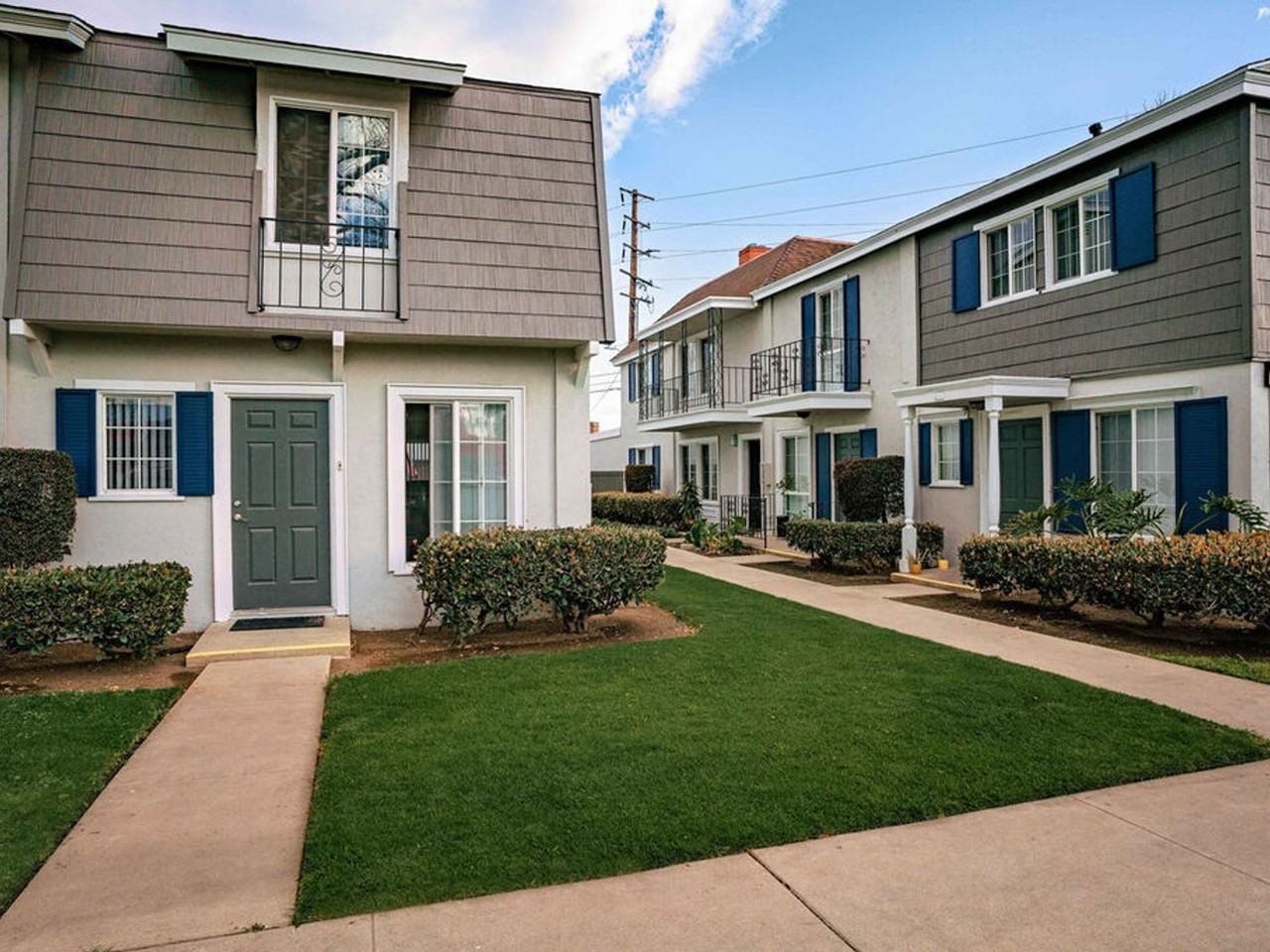 624 S Glendora Ave #903A - Photo 3 of 18