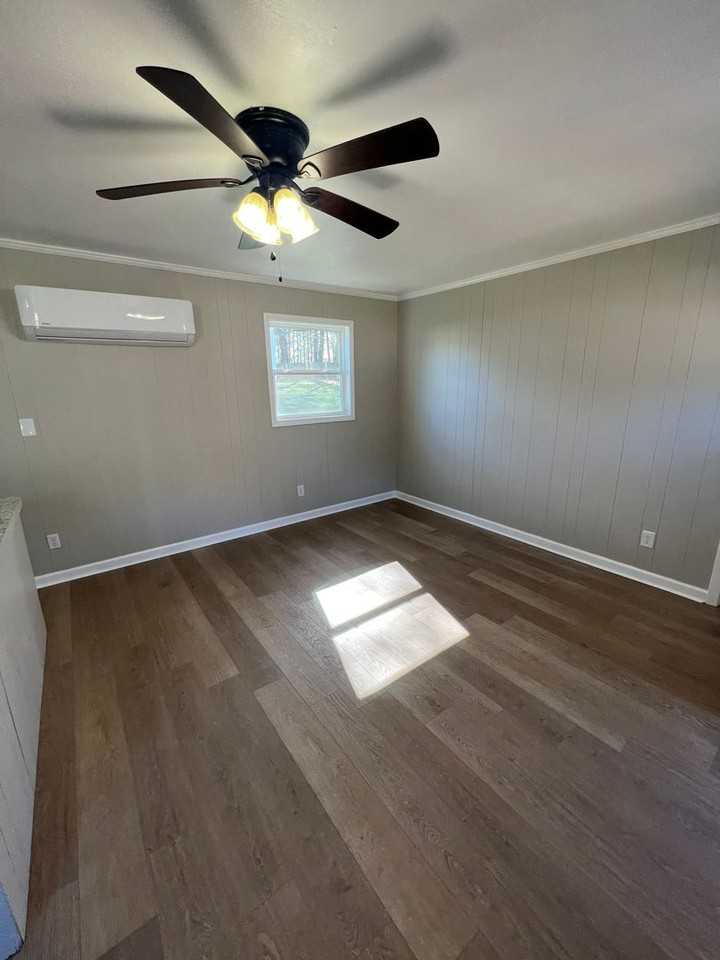 117 Willow Ln - Photo 3 of 16